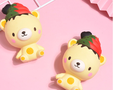 Creative stress-relief toys go viral online to spice up life!