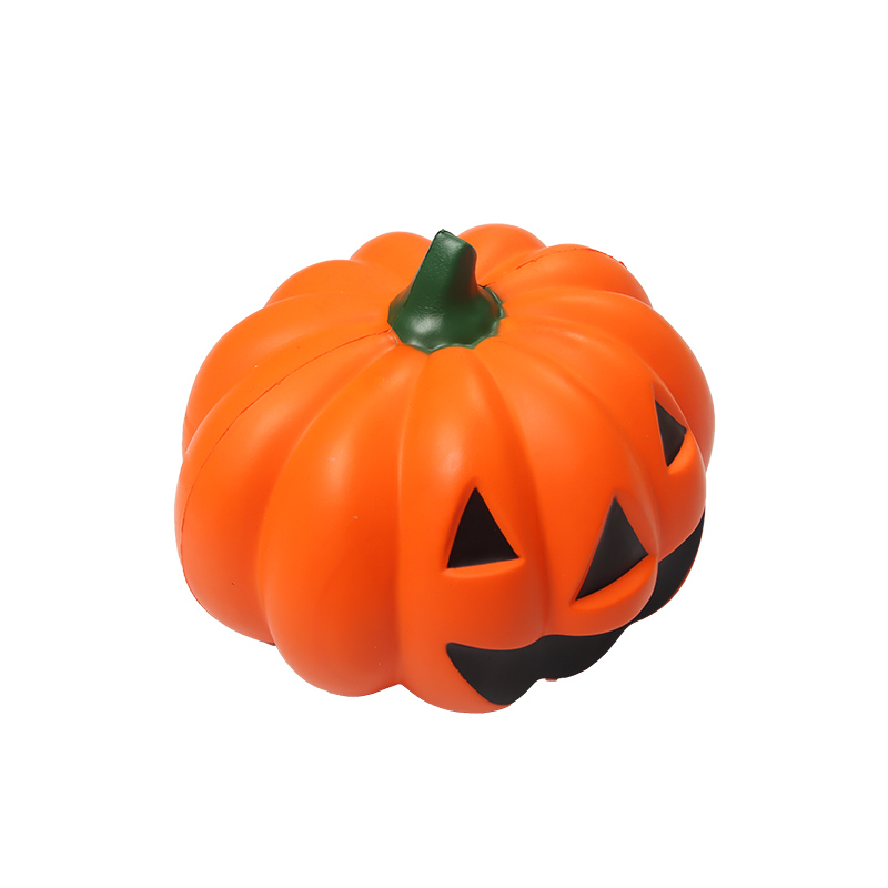 A 25cm-sized pumpkin