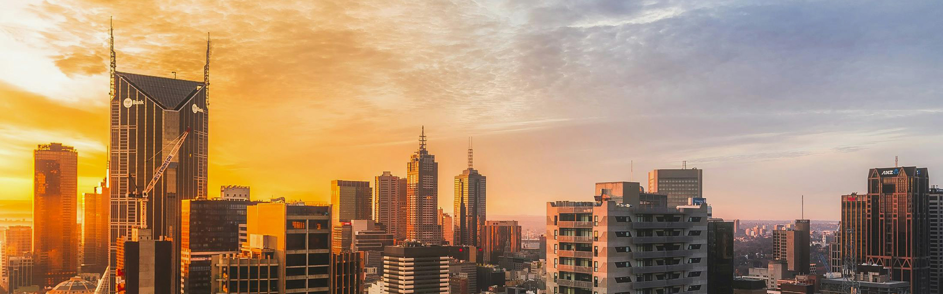 COMO-Crafting an Eco-Friendly World of Fun